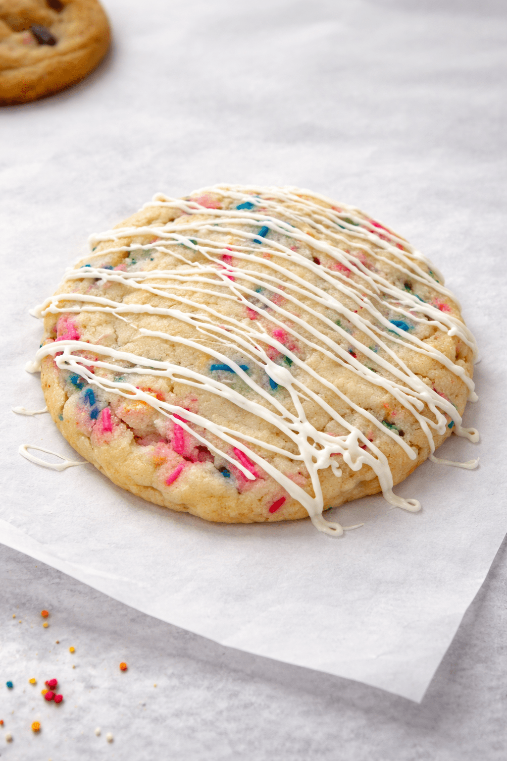 Sugar cookie w/ sprinkles